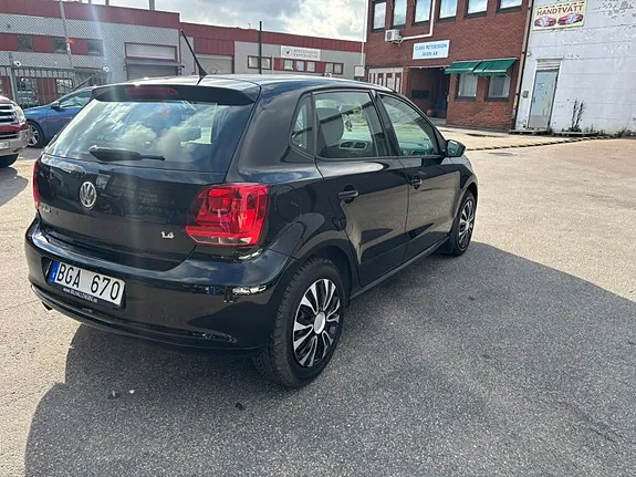 Volkswagen Polo 2012 photo 5