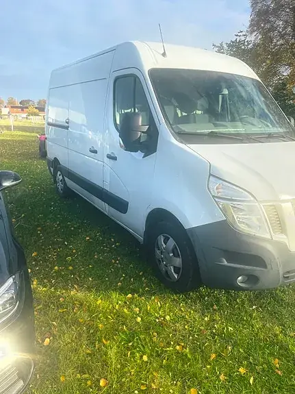 Nissan Nv400 2016 photo 2
