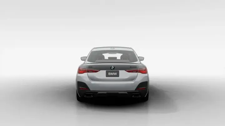 BMW 4 Series 2027 photo 5