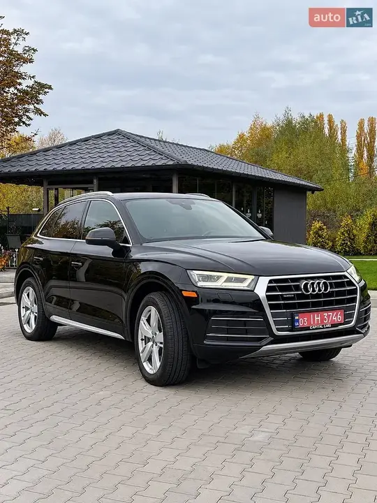Audi Q5 2018 photo 2