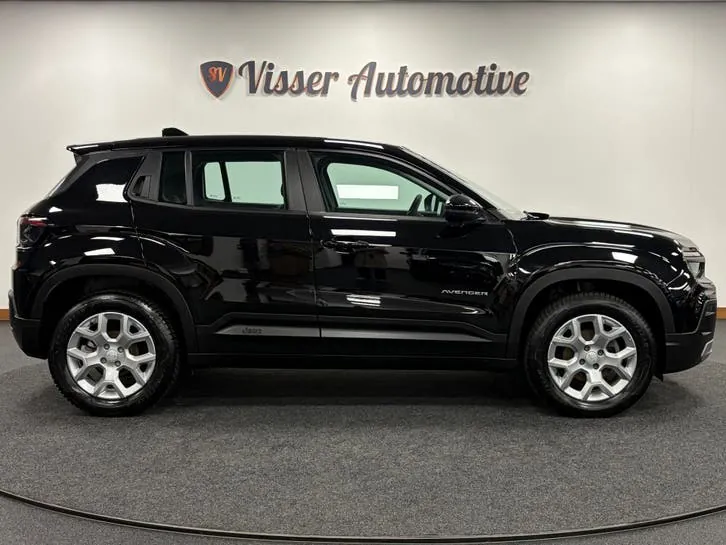 Jeep Avenger 2025 photo 2