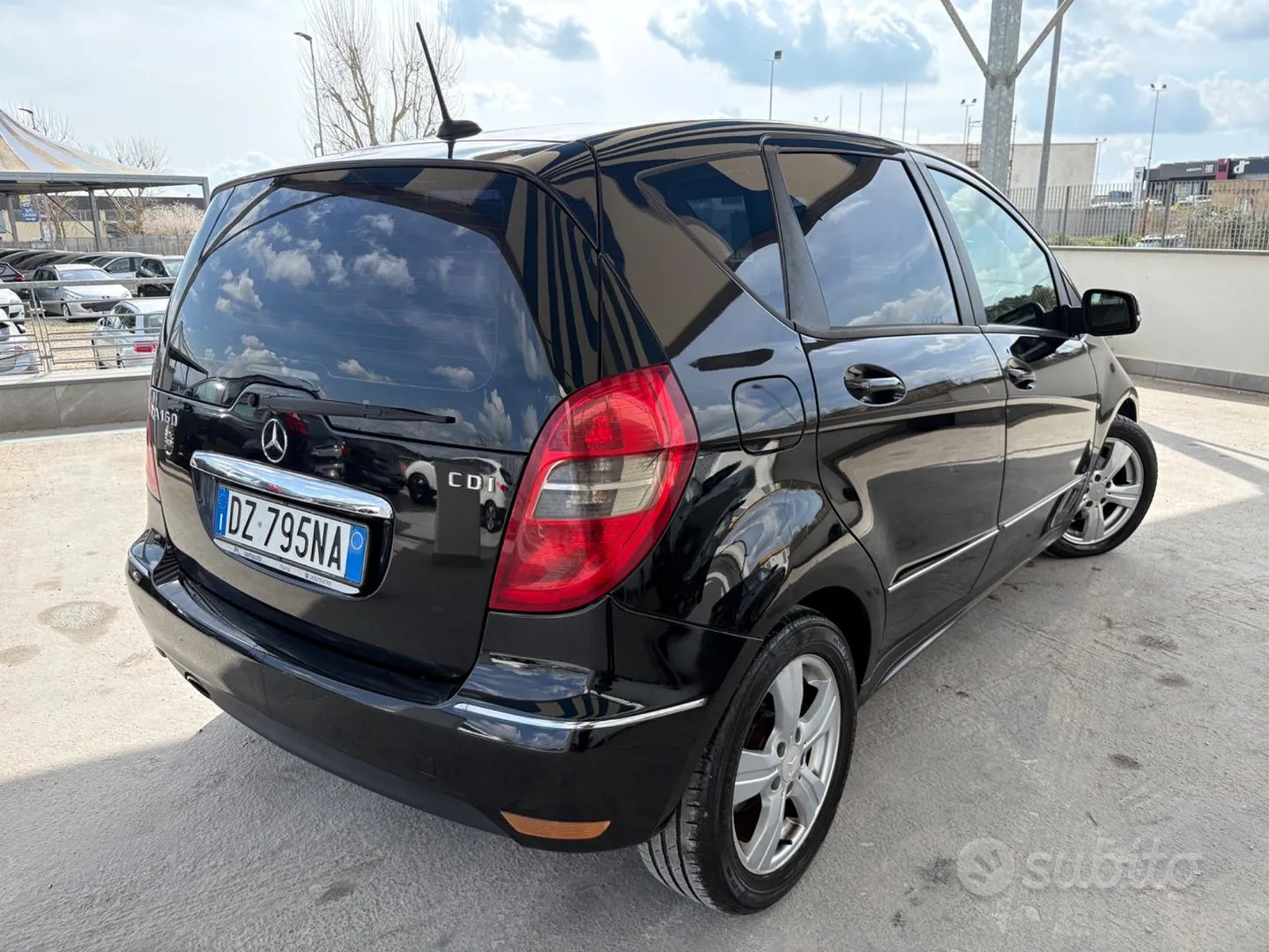 Mercedes-Benz A 160 2010 photo 3