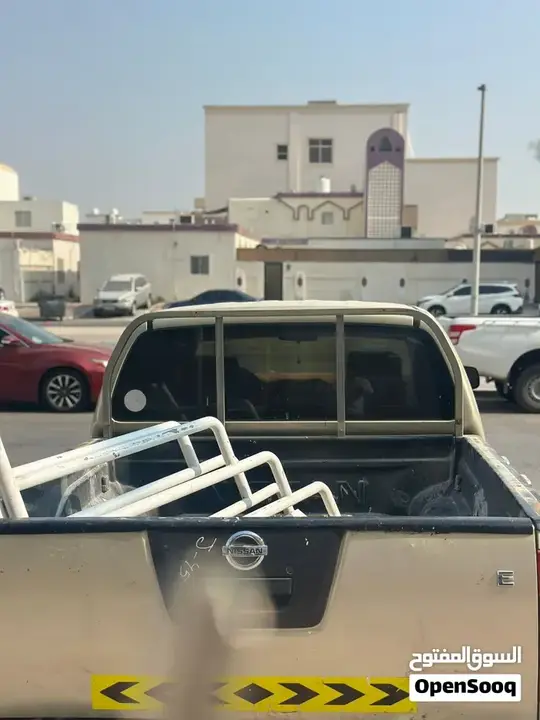 Nissan Navara 2009 photo 4