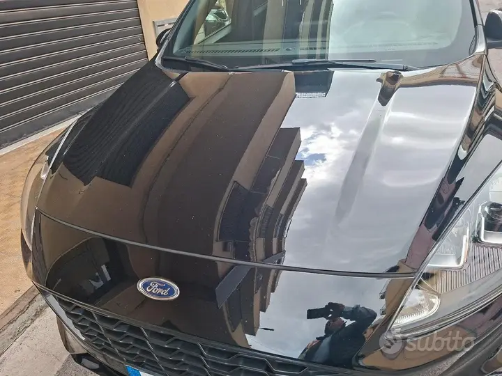 Ford Kuga 2024 photo 3