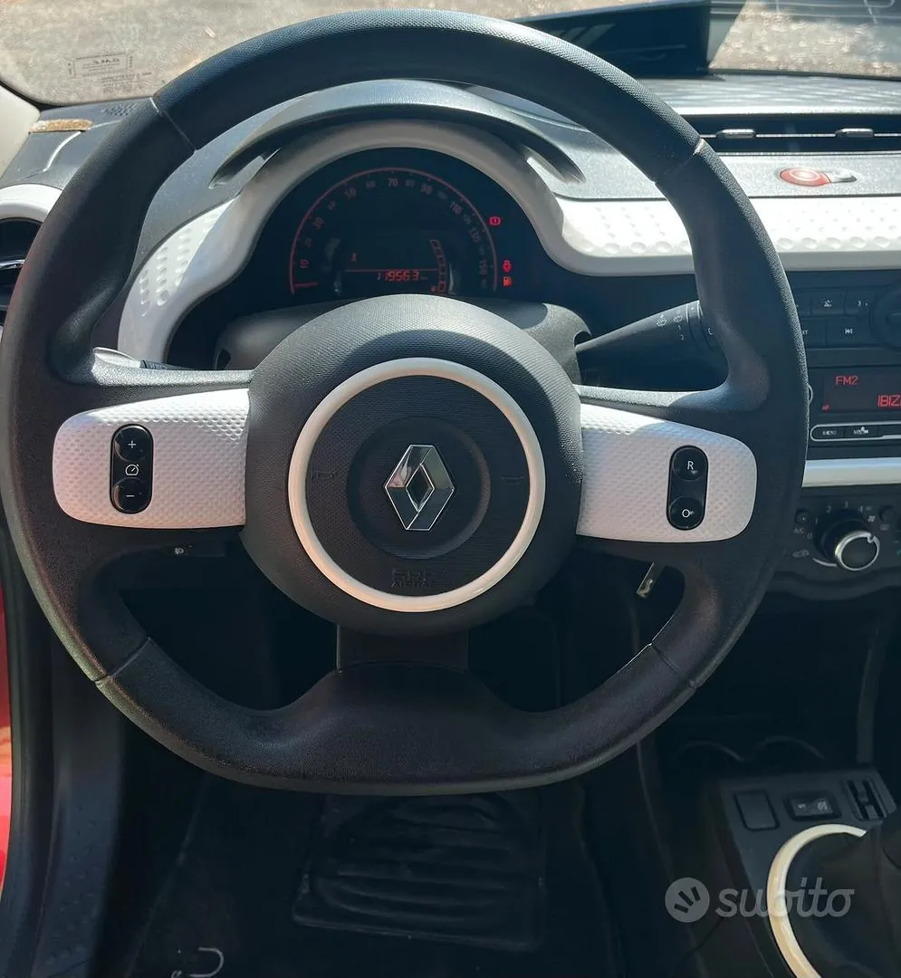 Renault Twingo 2015 photo 5