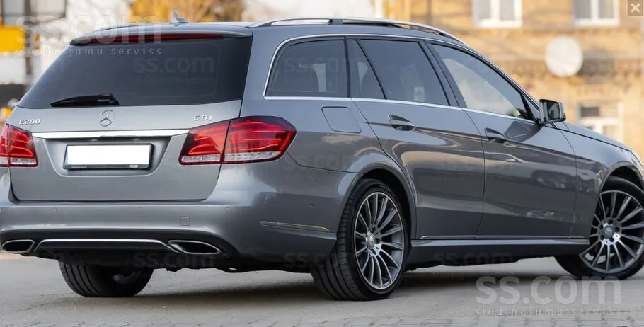 Mercedes-Benz E200 2013 photo 3