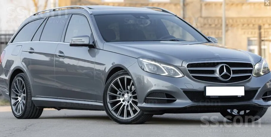 Mercedes-Benz E200 2013 photo 4