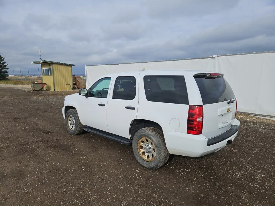 Chevrolet Tahoe 2012 photo 3