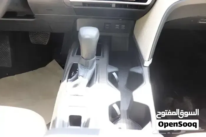 Toyota Camry 2026 photo 2