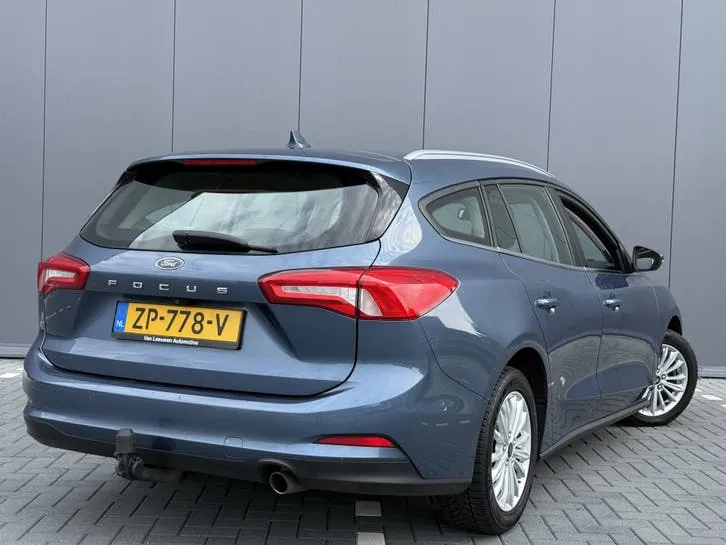 Ford Focus 2019 photo 2