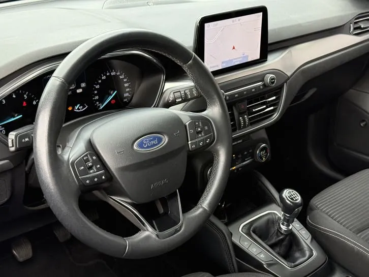 Ford Focus 2019 photo 3