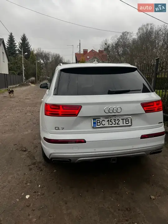 Audi Q7 2019 photo 5