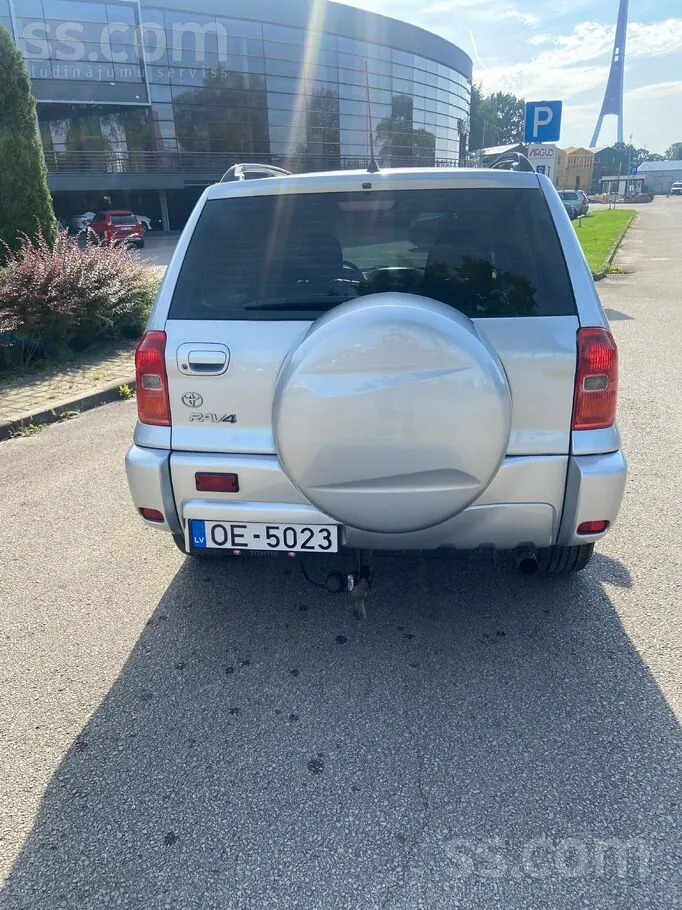 Toyota Rav4 2003 photo 4