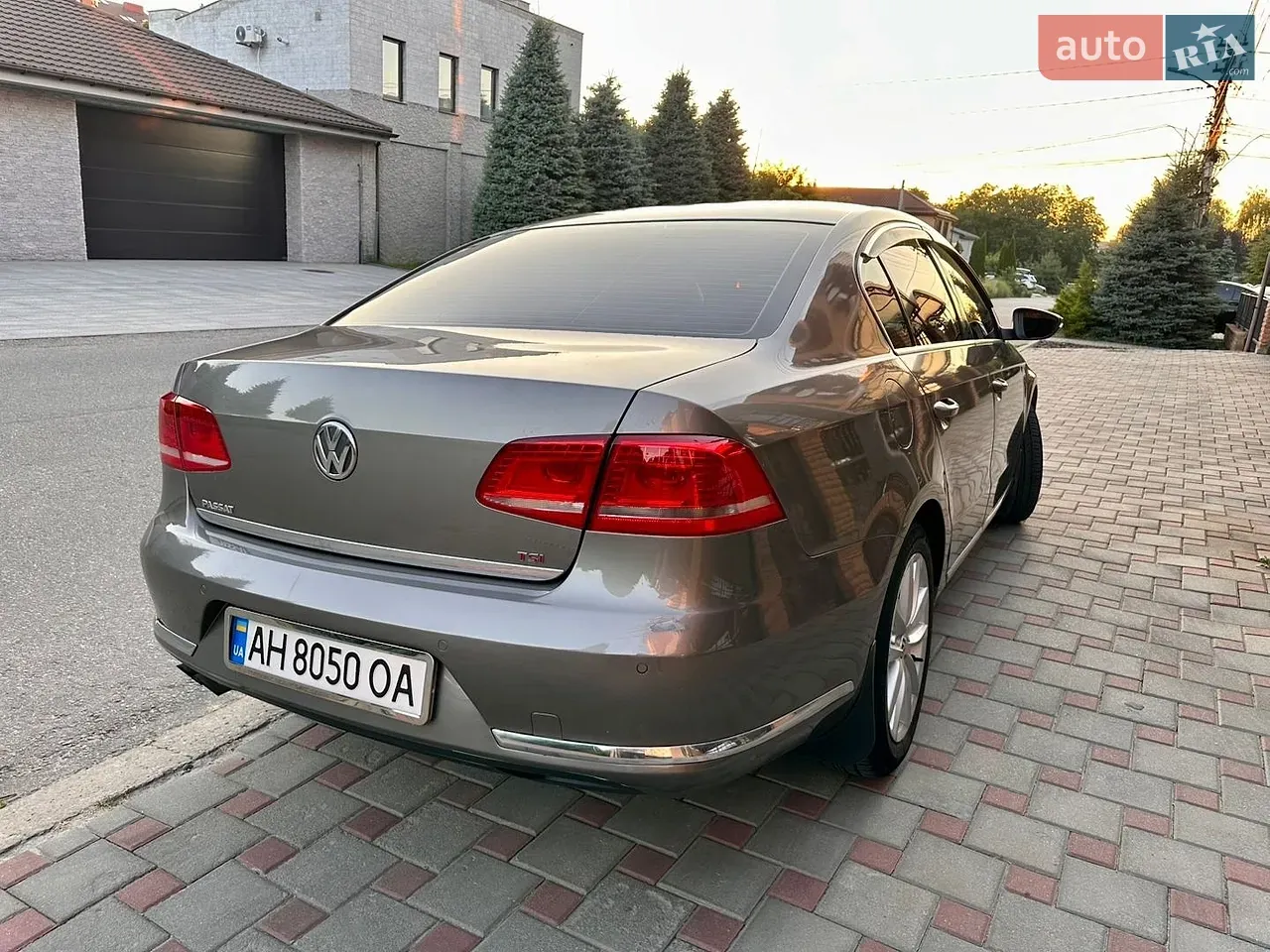 Volkswagen Passat 2011 photo 5