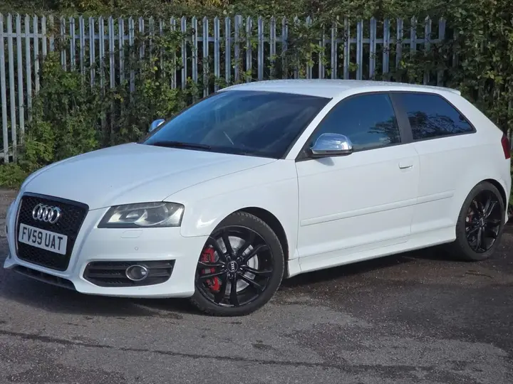 Audi S3 2010 photo 4