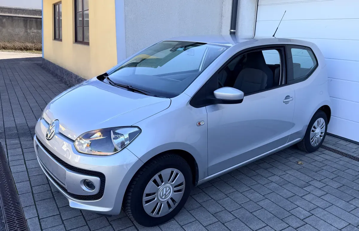 Volkswagen Up 2012 photo 3