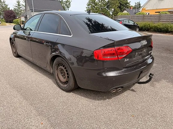 Audi A4 2008 photo 3