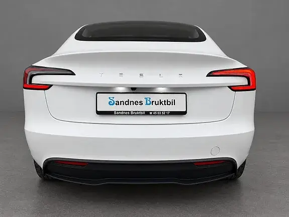 Tesla Model 3 2024 photo 4