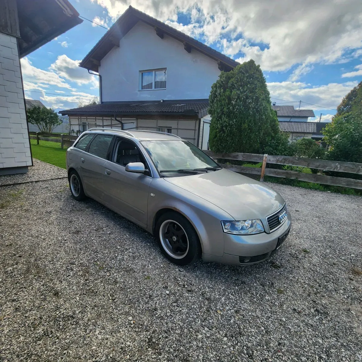 Audi A4 2002 photo 3