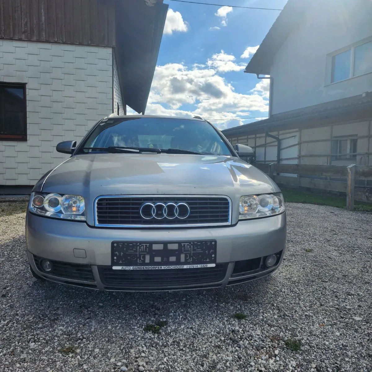 Audi A4 2002 photo 2