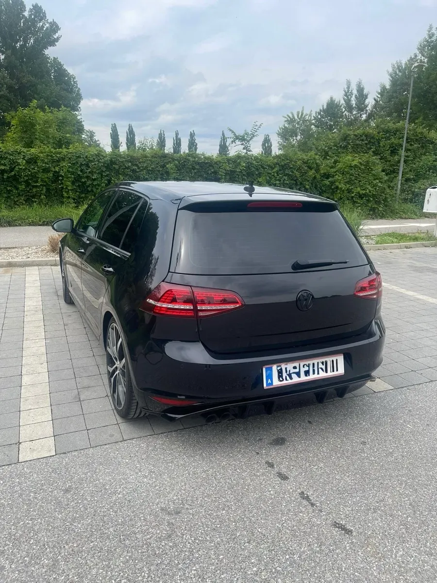 Volkswagen Golf 2016 photo 2