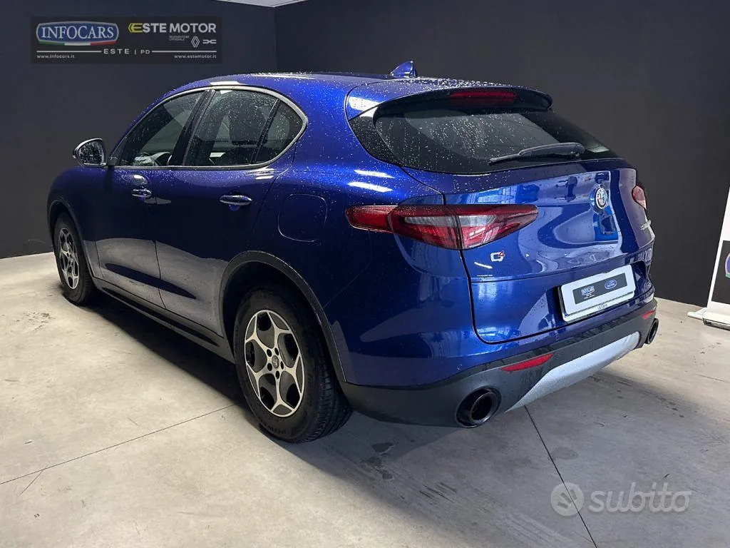 Alfa Romeo Stelvio 2023 photo 2