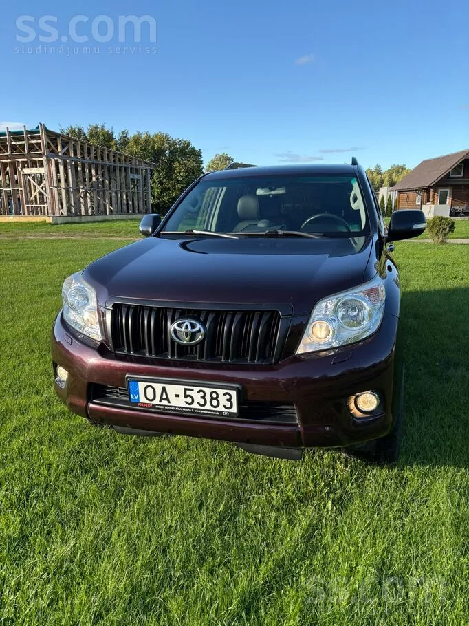 Toyota Land Cruiser Prado 2012 photo 3