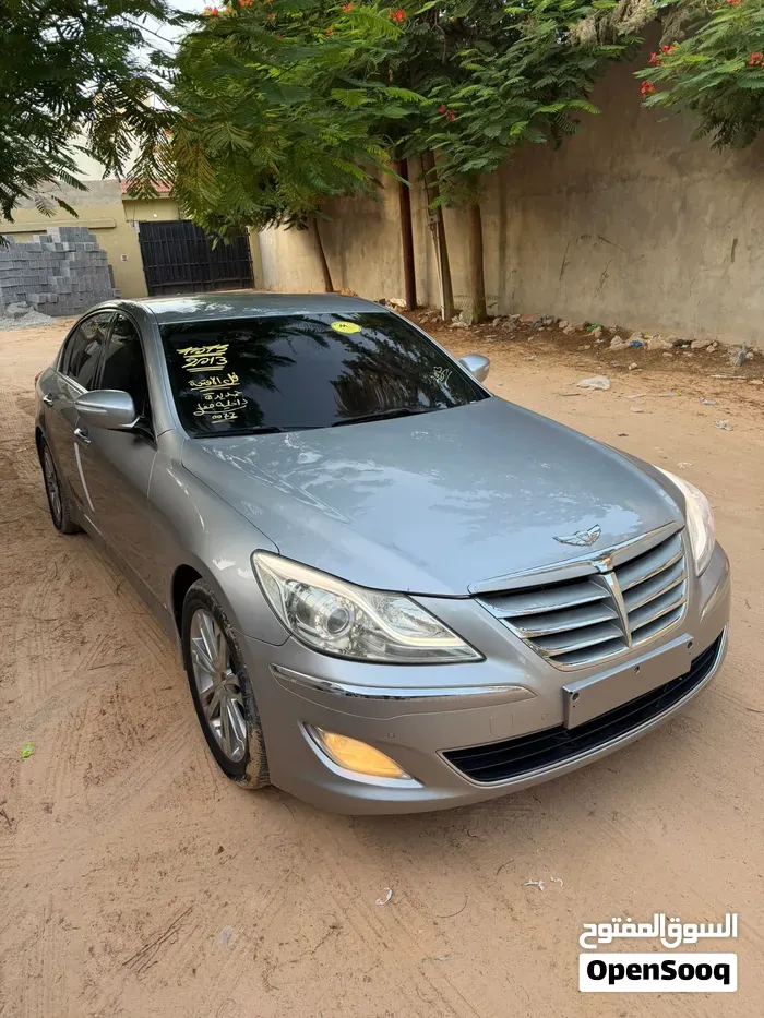 Genesis Sonata 2013 photo 4