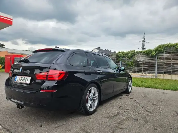 BMW 5 Series 2012 photo 3