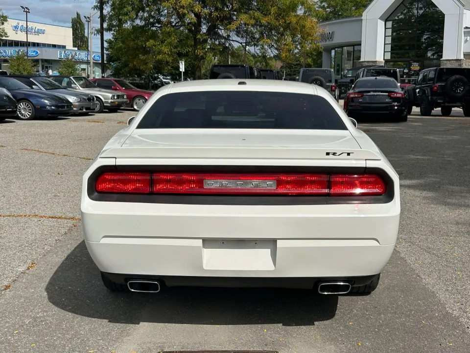 Dodge Challenger 2009 photo 4