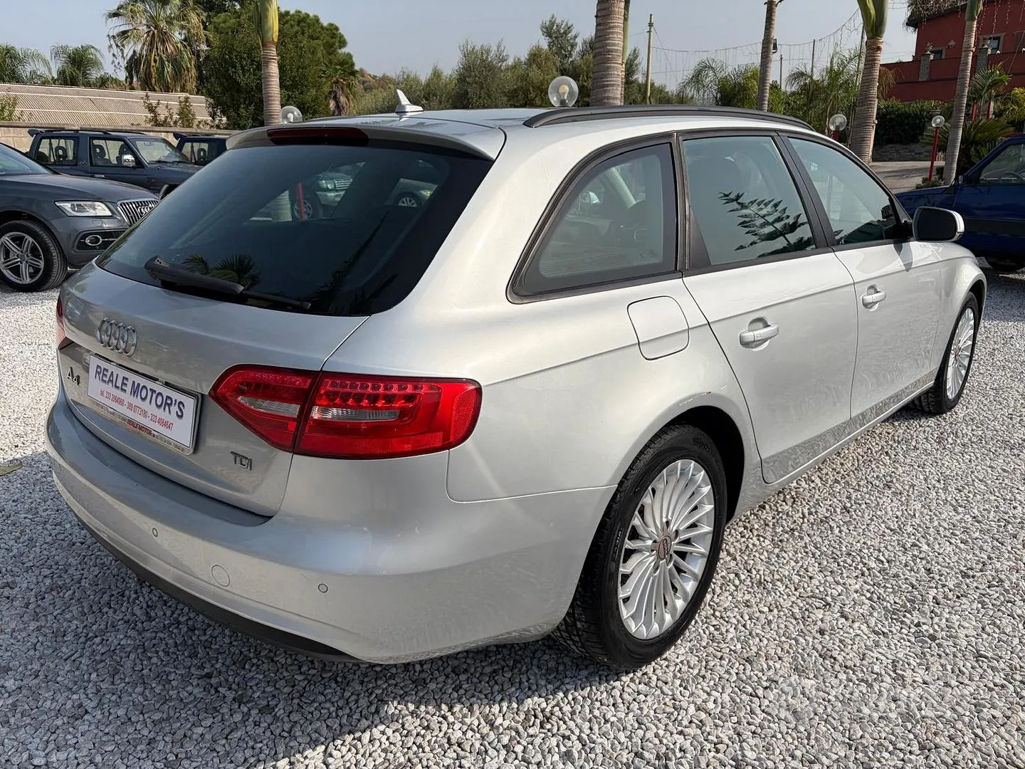 Audi A4 2014 photo 4