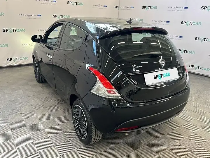 Lancia Ypsilon 2022 photo 3