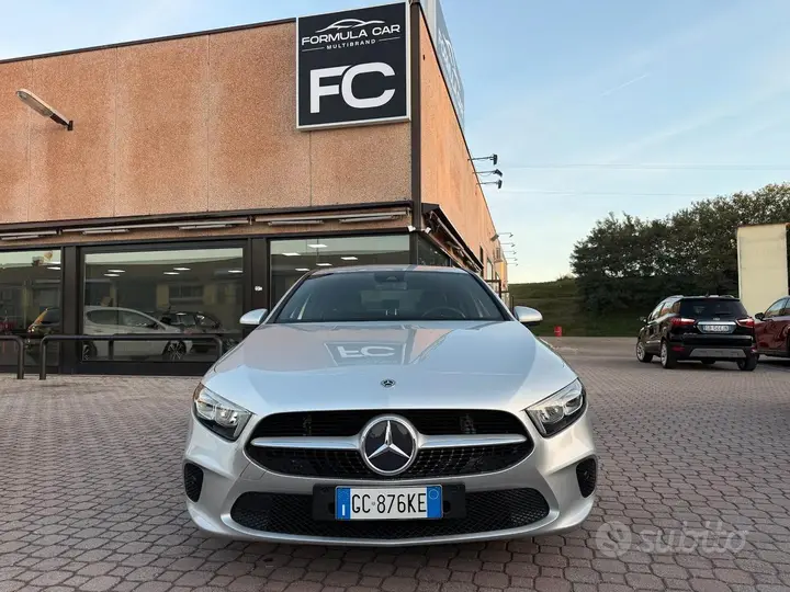 Mercedes-Benz A 180