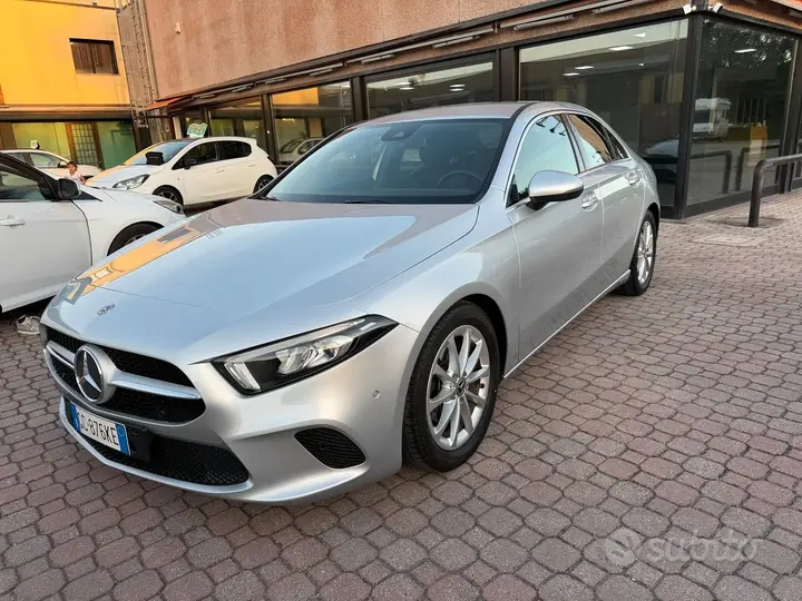 Mercedes-Benz A 180 2020 photo 3