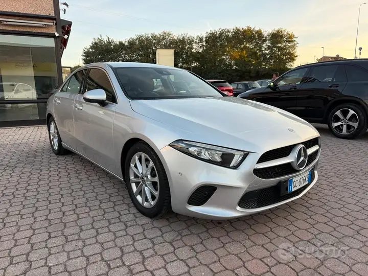 Mercedes-Benz A 180 2020 photo 2