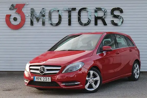 Mercedes-Benz B 180