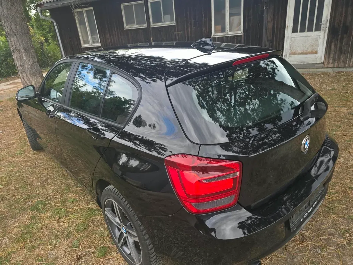 BMW 1 Series 2012 photo 2