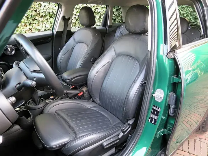 Mini Cooper S 2019 photo 3