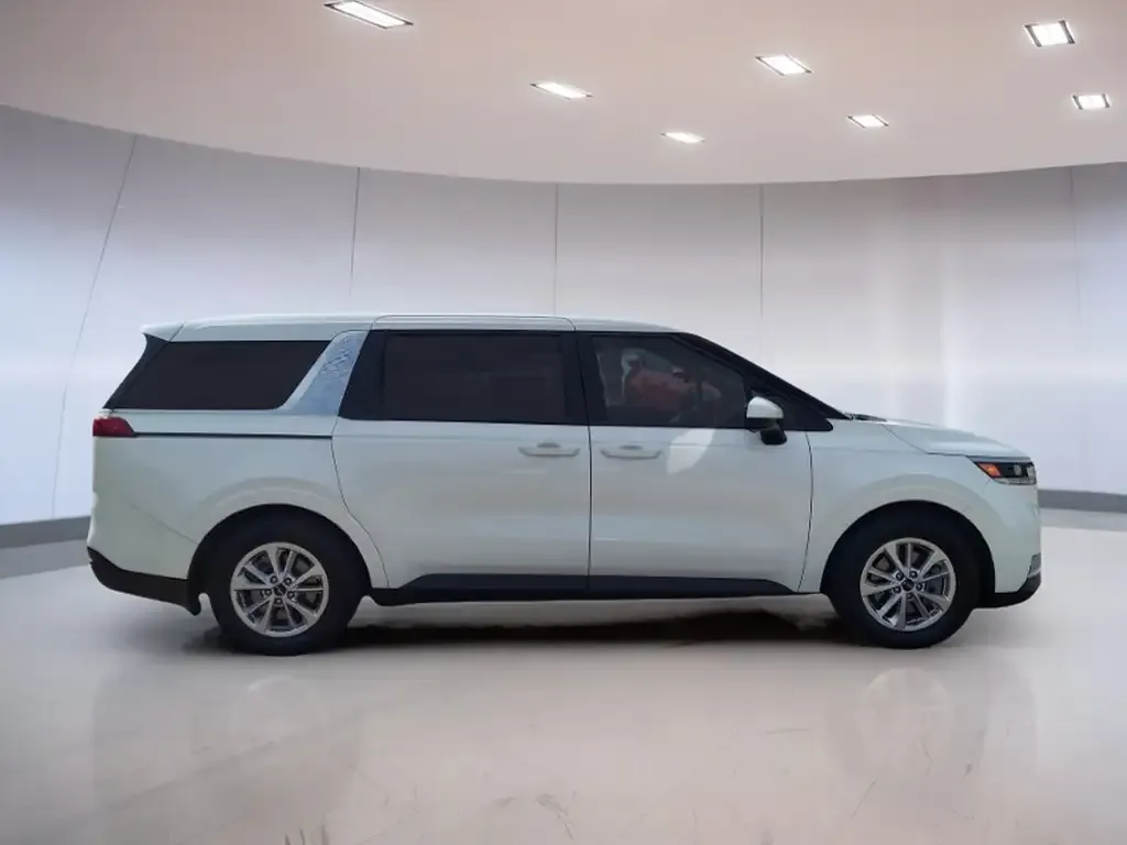 Kia Carnival 2022 photo 4