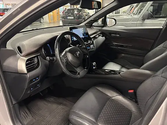 Toyota C-Hr 2018 photo 5