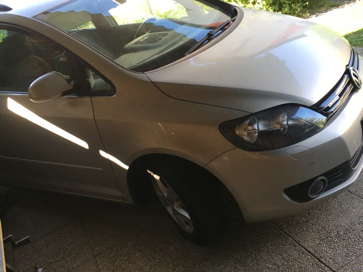 Volkswagen Golf 2012 photo 3