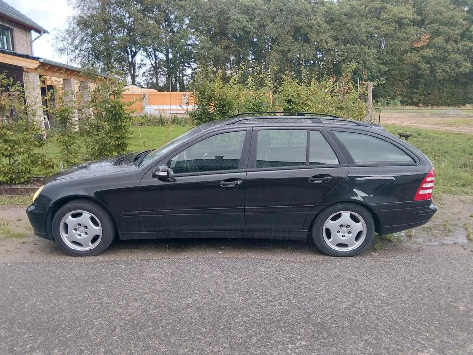 Mercedes-Benz C 180 T