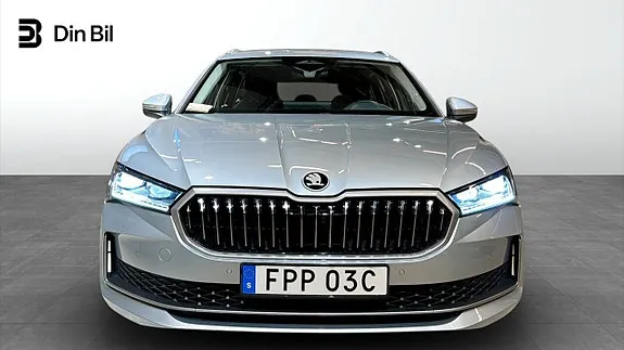 Skoda Superb 2025 photo 4