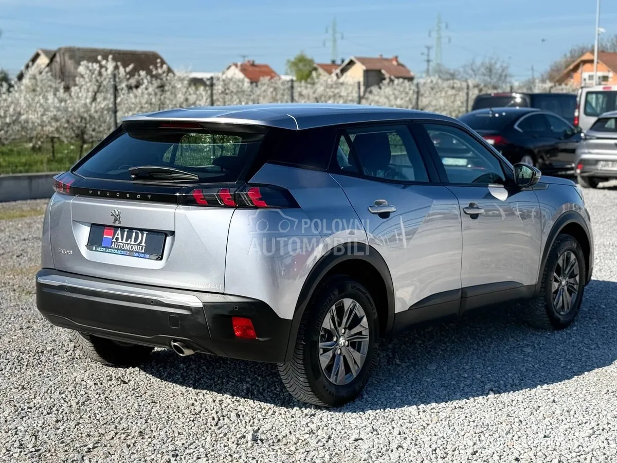 Peugeot 2008 2022 photo 5