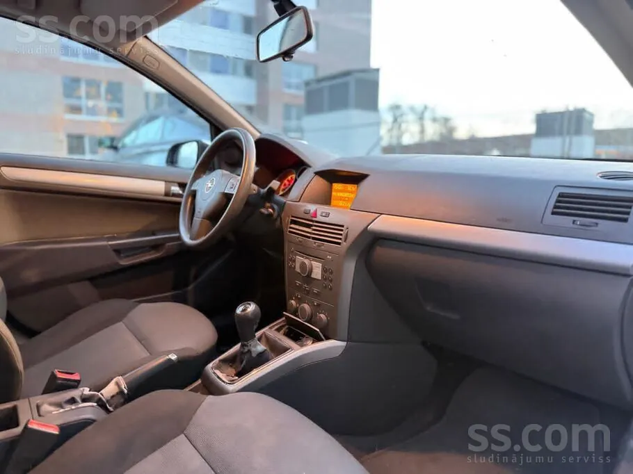 Opel Astra 2005 photo 3