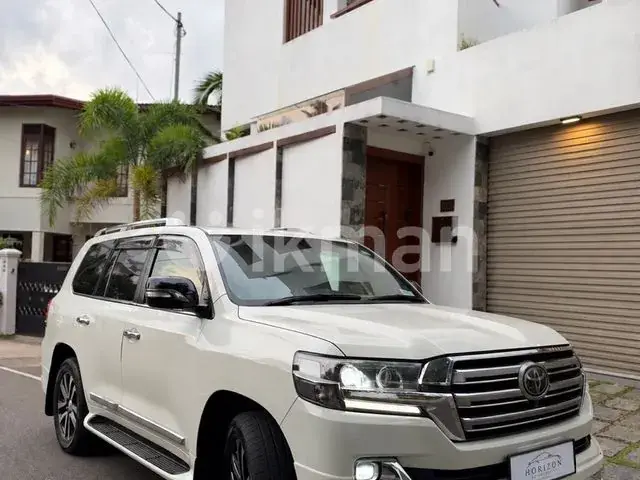 Toyota Land Cruiser Sahara