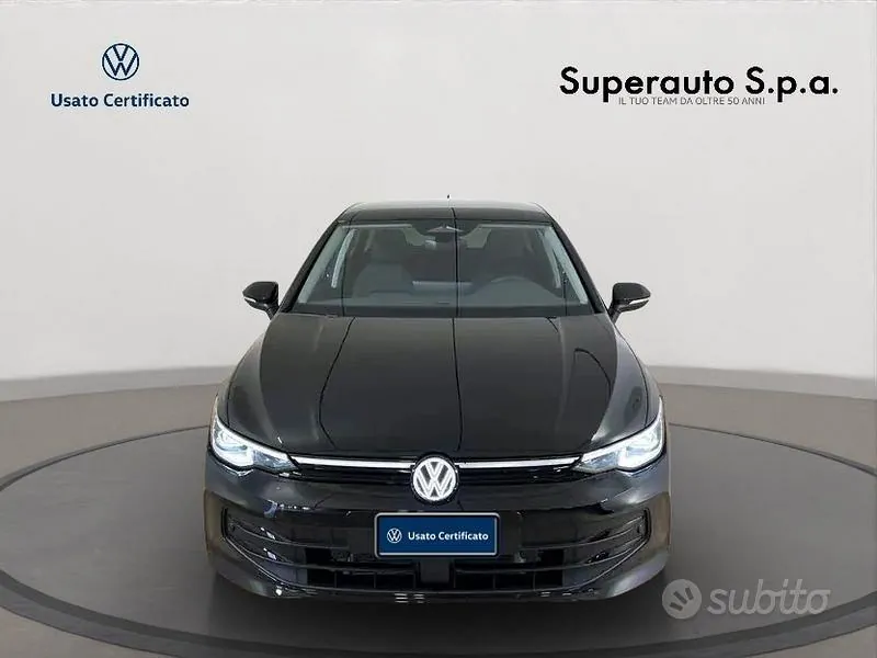 Volkswagen Golf 2026 photo 2