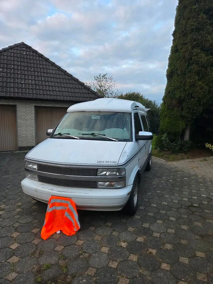 Chevrolet Astro