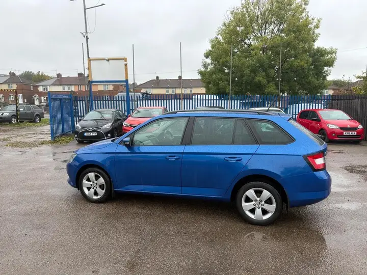 Skoda Fabia 2017 photo 4
