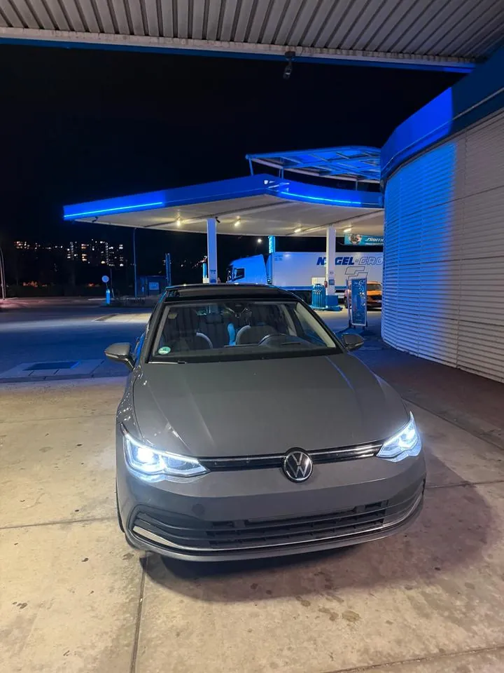 Volkswagen Golf 8